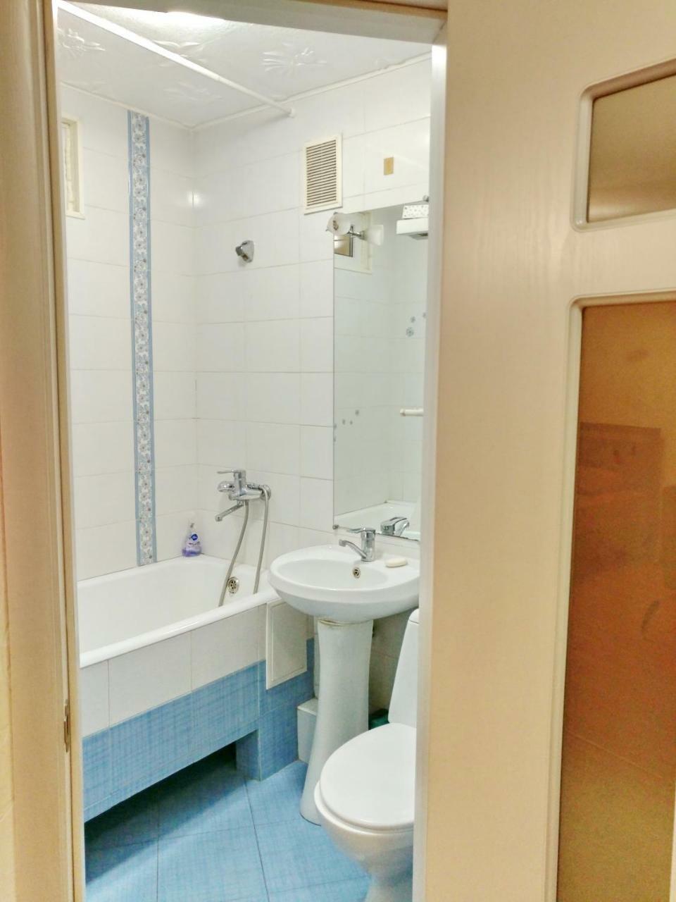 1-Комнатная Квартира С Кухней Люкс На Пр. А. Поля, 62 Dnipro Esterno foto